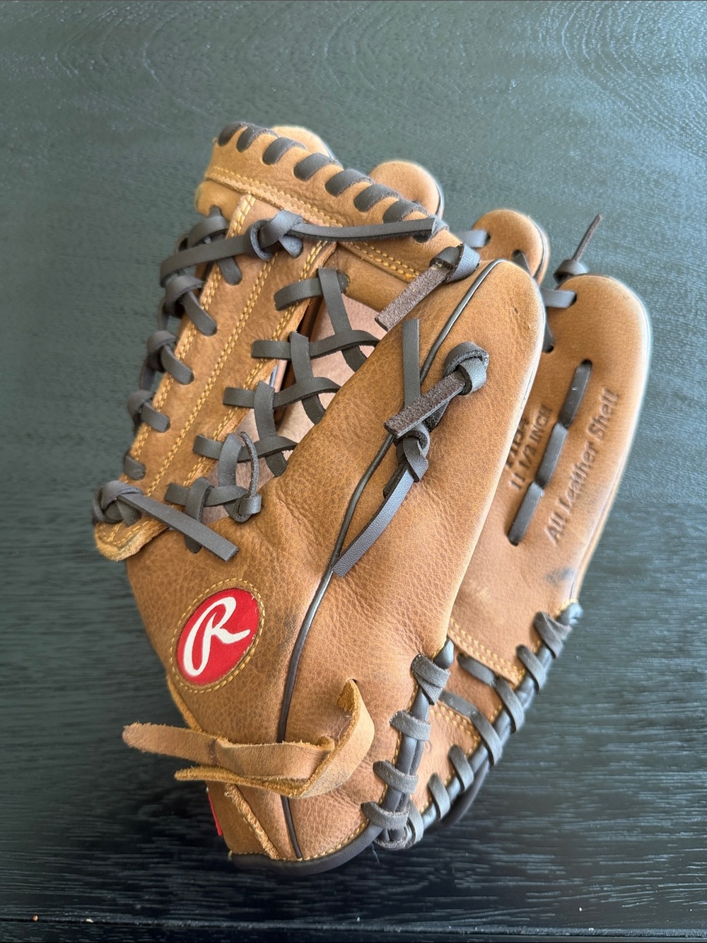 Rawlings Brown and Dark brown lacing Kids leather Baseball Glove